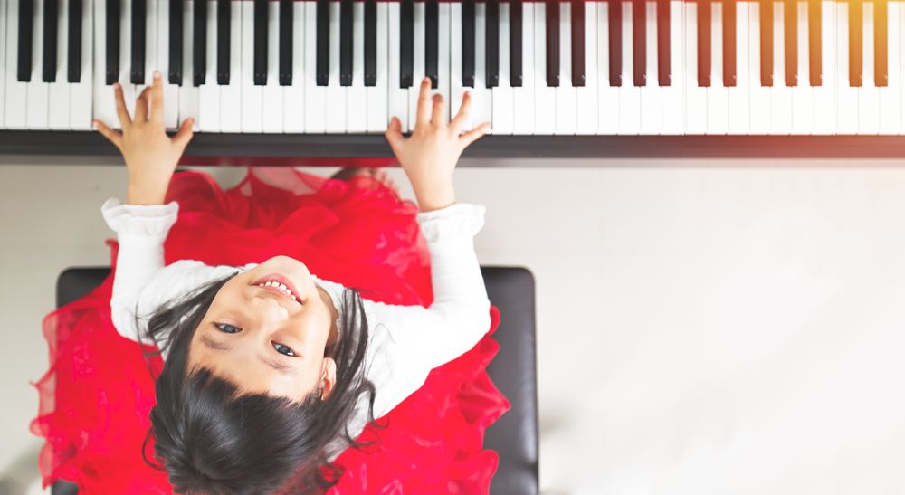 Manfaat Pelajaran Piano untuk Anak
